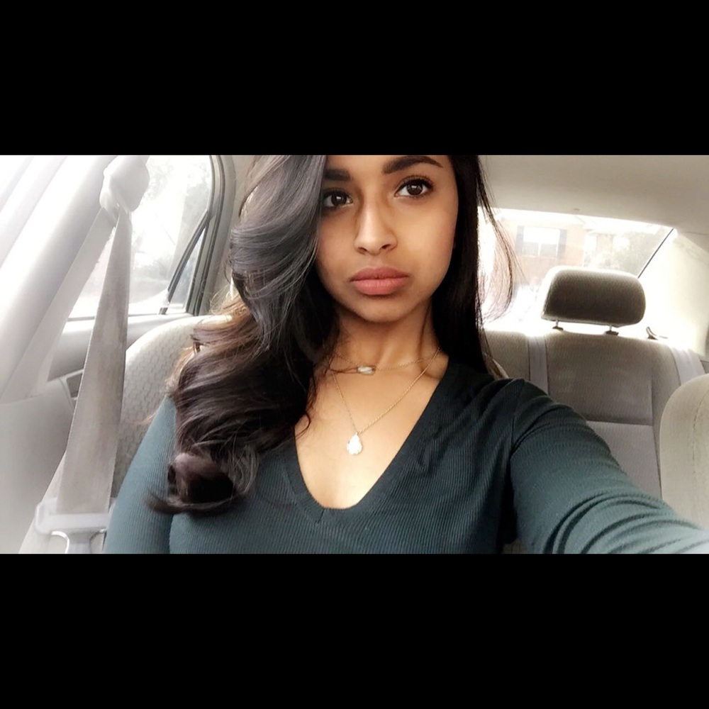 Meet your Posher, Fatima